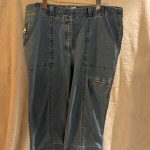 Allison Daley  Jean Capris Size 14